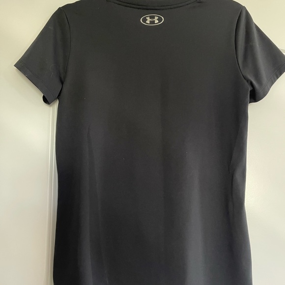 Under Armour Heatgear Tech T-Shirt Medium Black Loose Fit - Picture 2 of 3